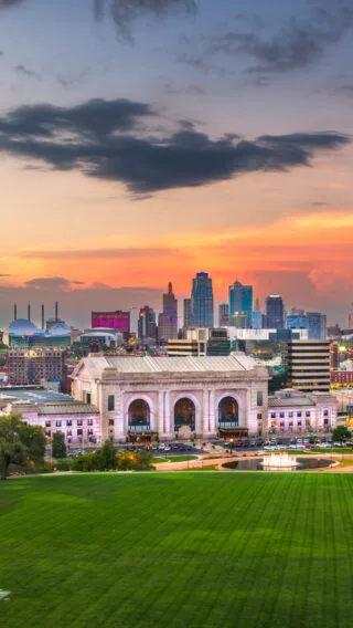 Kansas City Adobe Stock 226221972